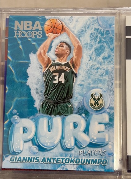 2024-25 Panini NBA Hoops #7 Giannis Antetokounmpo Pure Players — front
