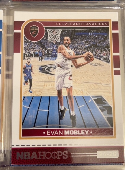 2024-25 Panini NBA Hoops #82 Evan Mobley — front