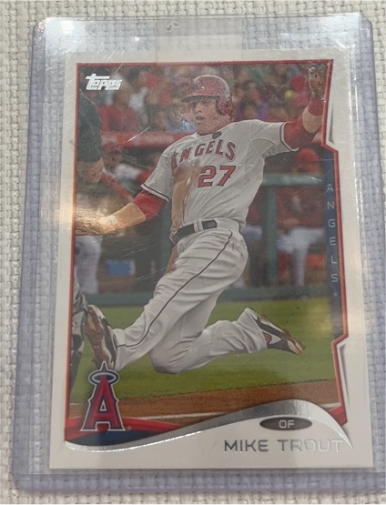2014 Topps #1 Mike Trout — front