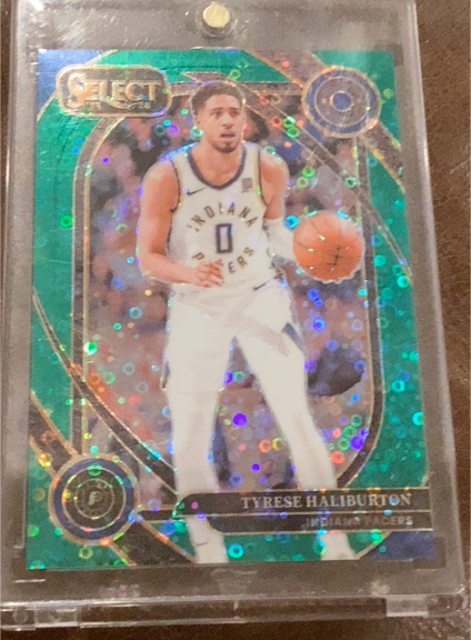 2024-25 Panini Select Courtside #220 Tyrese Haliburton — front