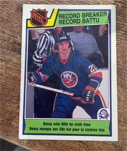 1983-84 O-Pee-Chee #210 Mike Bossy Record Breaker — front