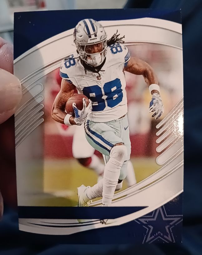 2025 Panini Absolute #29 CeeDee Lamb — front