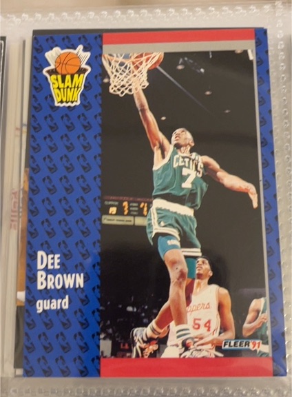 1991-92 Fleer #228 Dee Brown — front
