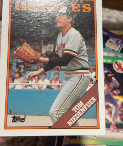 1989 Topps #600 Tom Niedemfuer — front