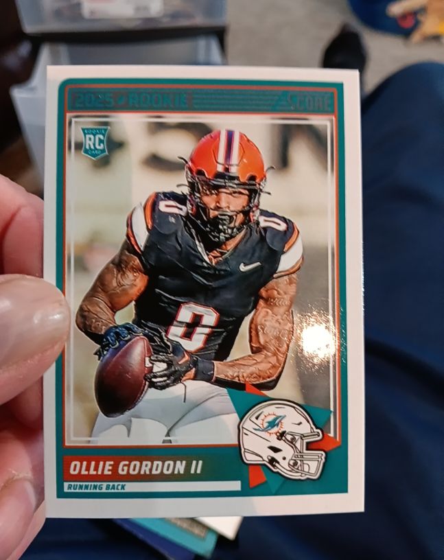 2025 Panini Score #10 Ollie Gordon II — front