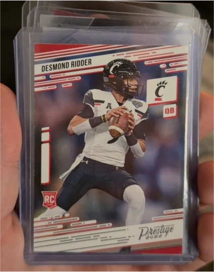 2022 Panini Chronicles Draft Picks Prestige #14 Desmond Ridder — front