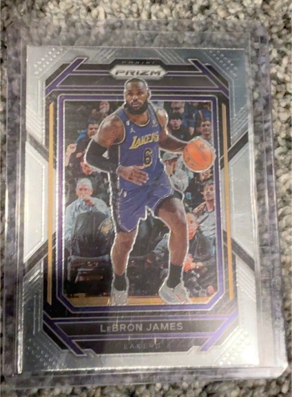 2022-23 Panini Prizm #134 LeBron James — front
