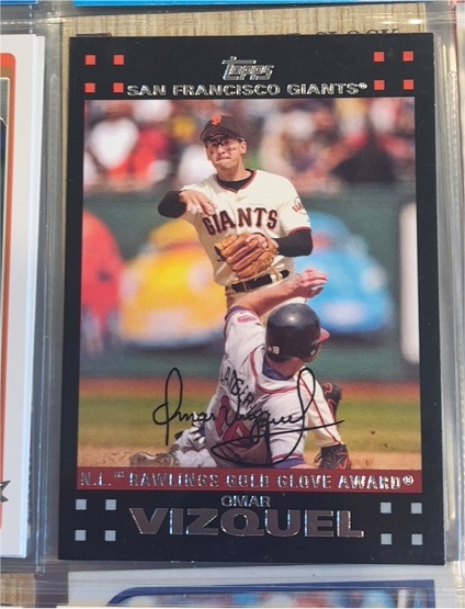 2007 Topps #317 Omar Vizquel — front