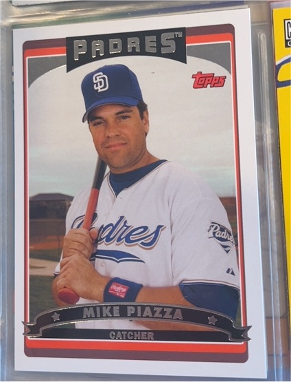 2006 Topps #585 Mike Piazza — front