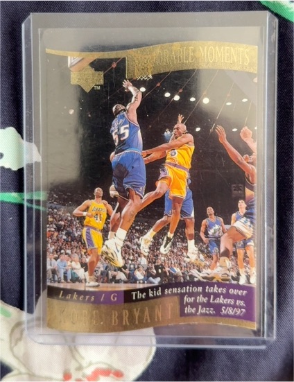 1997-98 Upper Deck Collector's Choice #4 Kobe Bryant Memorable Moments — front