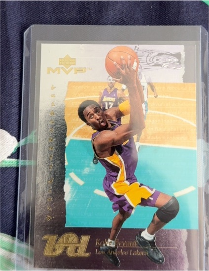 2001 Upper Deck MVP Basketball Diary #BD8 Kobe Bryant — front