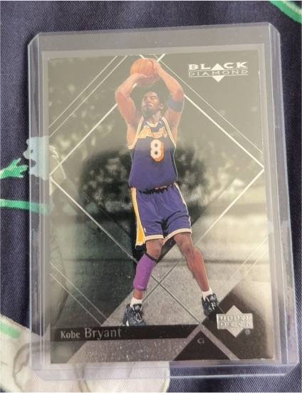 1999-00 Upper Deck Black Diamond #38 Kobe Bryant — front