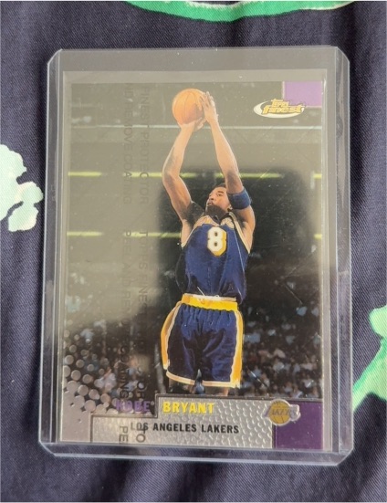 1999-00 Topps Finest #64 Kobe Bryant — front