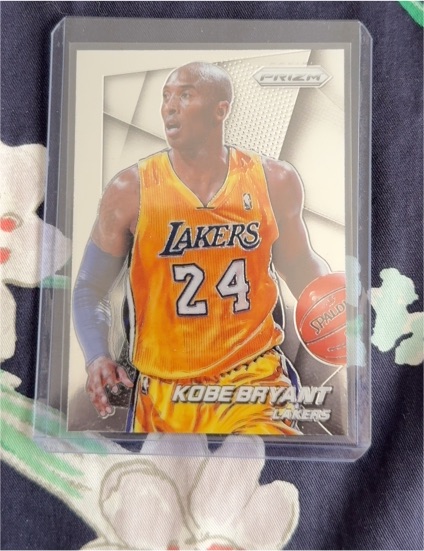 2014-15 Panini Prizm #136 Kobe Bryant — front