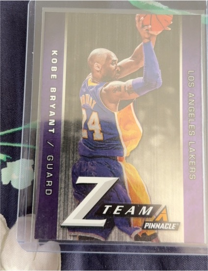 2013-14 Panini Pinnacle Z-Team #1 Kobe Bryant — front