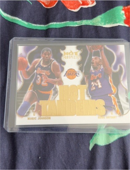 2008-09 Fleer Hot Prospects Hot Tandems #HT-9 Magic Johnson/Kobe Bryant — front