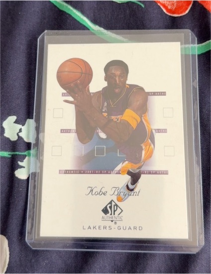 2001-02 Upper Deck SP Authentic #38 Kobe Bryant — front