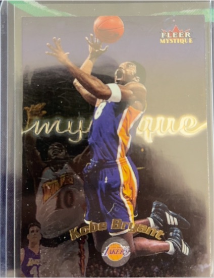 2000-01 Fleer Mystique #30 Kobe Bryant — front
