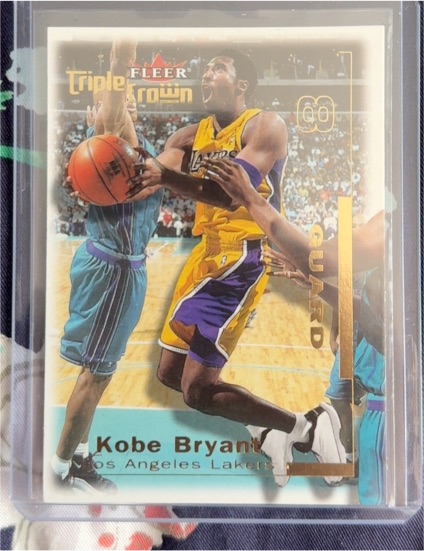 2000-01 Fleer Triple Crown #74 Kobe Bryant — front