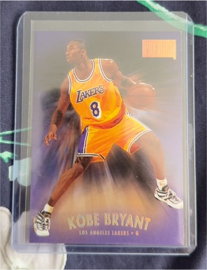 1997-98 Skybox Premium #23 Kobe Bryant — front