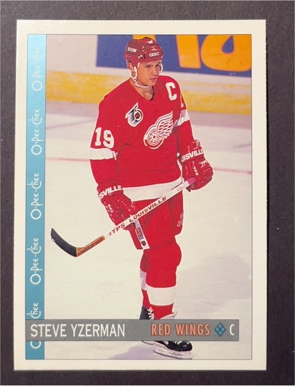 1992-93 O-Pee-Chee #61 Steve Yzerman — front