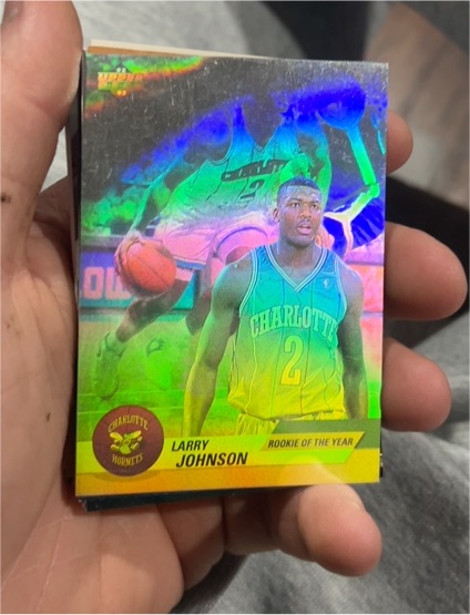 1992-93 Upper Deck Award Winners Holograms #AW7 Larry Johnson — front