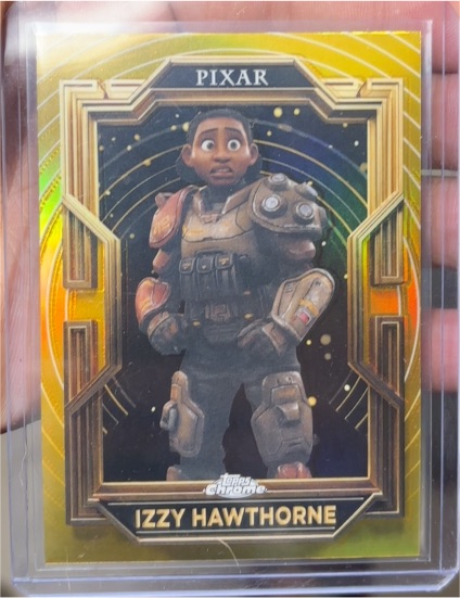 2025 Topps Pixar Gold #92 Izzy Hawthorne — front