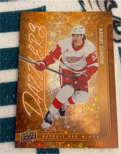 2024-25 Upper Deck Series 2 Dazzlers #DZ-61 Moritz Seider — front