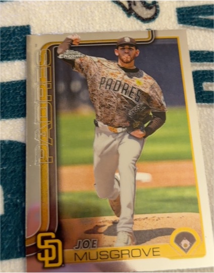 2025 Topps Chrome #55 Joe Musgrove — front