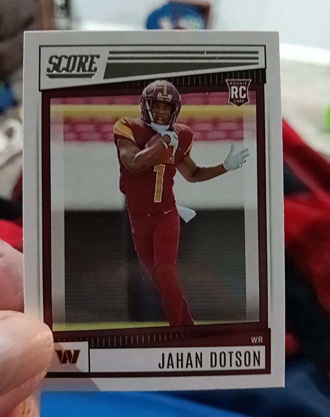 2022 Panini Score #381 Jahan Dotson — front