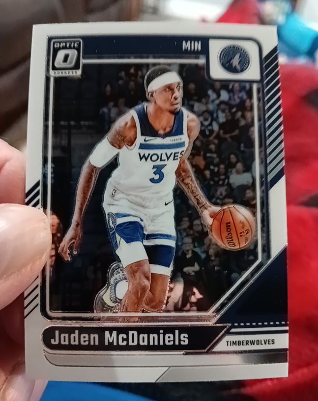 2024-25 Panini Donruss Optic #40 Jaden McDaniels — front