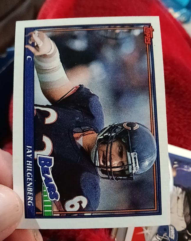 1991 Topps #167 Jay Hilgenberg Chicago Bears — front