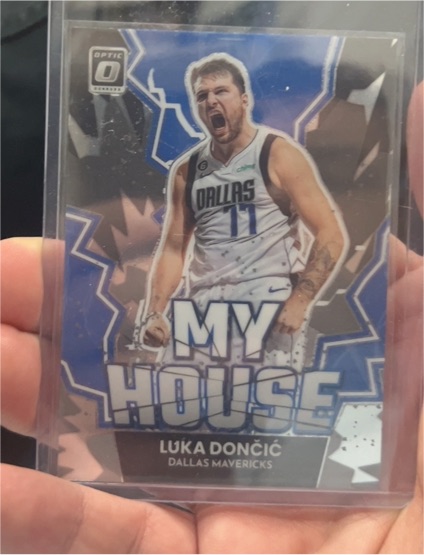 2022-23 Panini Donruss Optic #3 Luka Dončić My House Dallas Mavericks — front