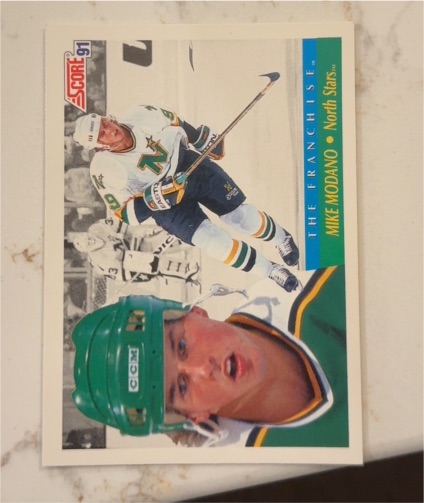 1991-92 Score Canadian Bilingual #313 Mike Modano — front