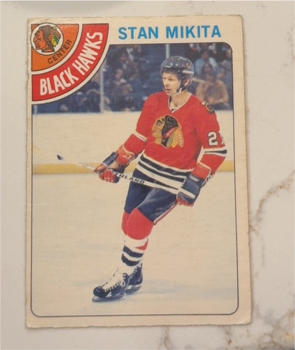 1978-79 Topps #75 Stan Mikita — front