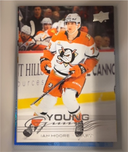 2025-26 Upper Deck Series 1 #232 Ian Moore Young Guns Rookie Anaheim Ducks — front