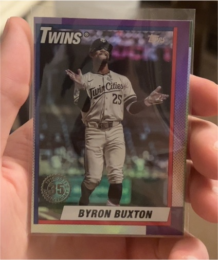 2025 Topps Update #U90-24 Byron Buxton 1990 Topps Baseball 35th Anniversary — front