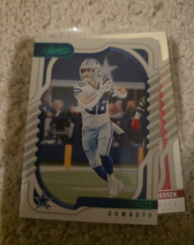 2022 Panini Absolute #22 Dalton Schultz — front