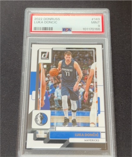 2022 Panini Donruss #143 Luka Doncic — front