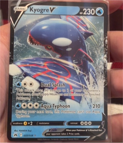 2021 Pokémon Sword & Shield Crown Zenith #037 Kyogre V — front