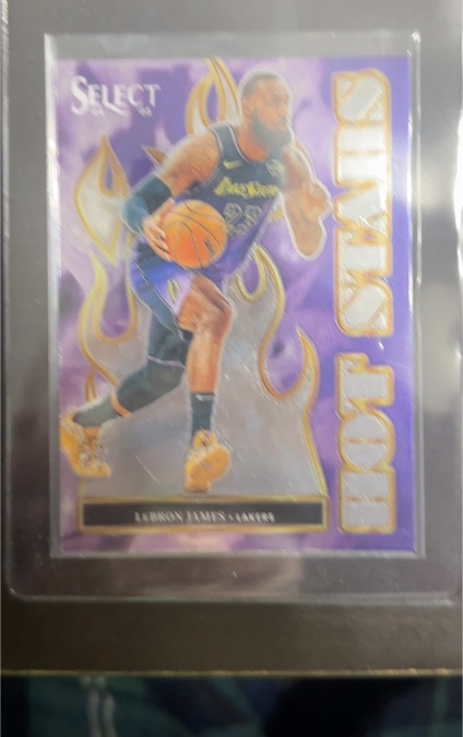 2024-25 Panini Select Hot Stars #8 LeBron James — front