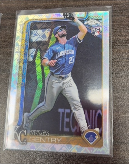 2025 Topps Chrome #218 Tyler Gentry — front