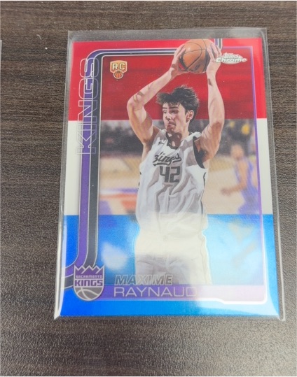 2025-26 Topps Chrome #293 Maxime Raynaud — front