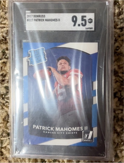 2017 Donruss #327 Patrick Mahomes II — front