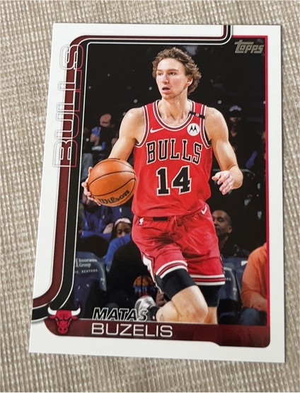 2025-26 Topps #37 Matas Buzelis — front