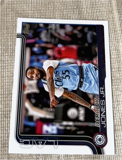 2025-26 Topps #148 Derrick Jones Jr. — front