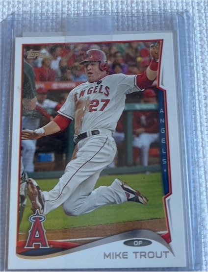 2014 Topps #1 Mike Trout — front