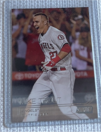 2015 Topps Stadium Club #135 Mike Trout — front