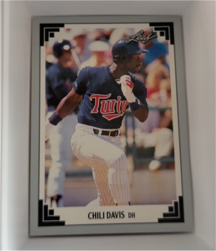 1991 Leaf #374 Chili Davis — front
