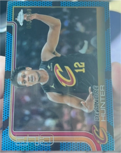 2025-26 Topps Chrome #73 De'Andre Hunter — front